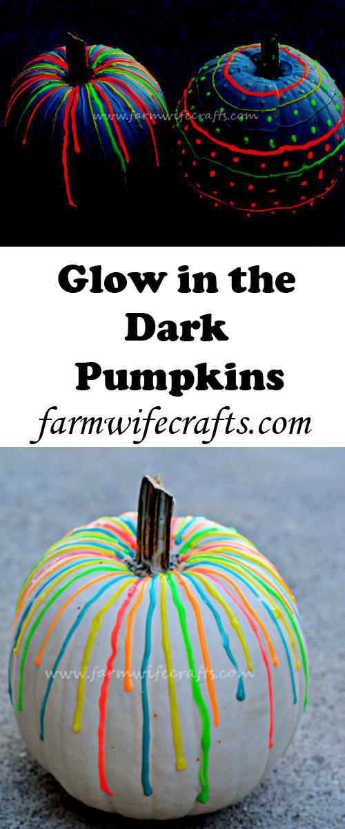Glow in the Dark Puffy Paint Polka-dot Pumpkin  Club Chica Circle - where  crafty is contagious